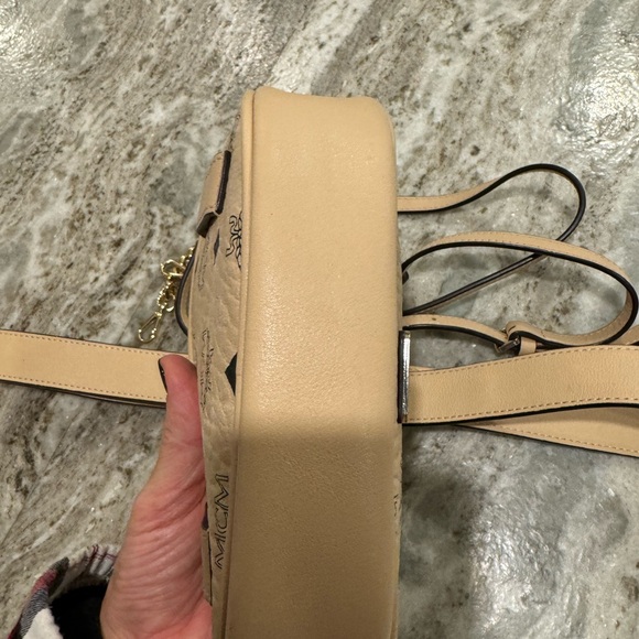 Authentic MCM Small Essential Belt Bag Purse 3 Way Cream Beige Gold Hardware - Picture 12 of 12